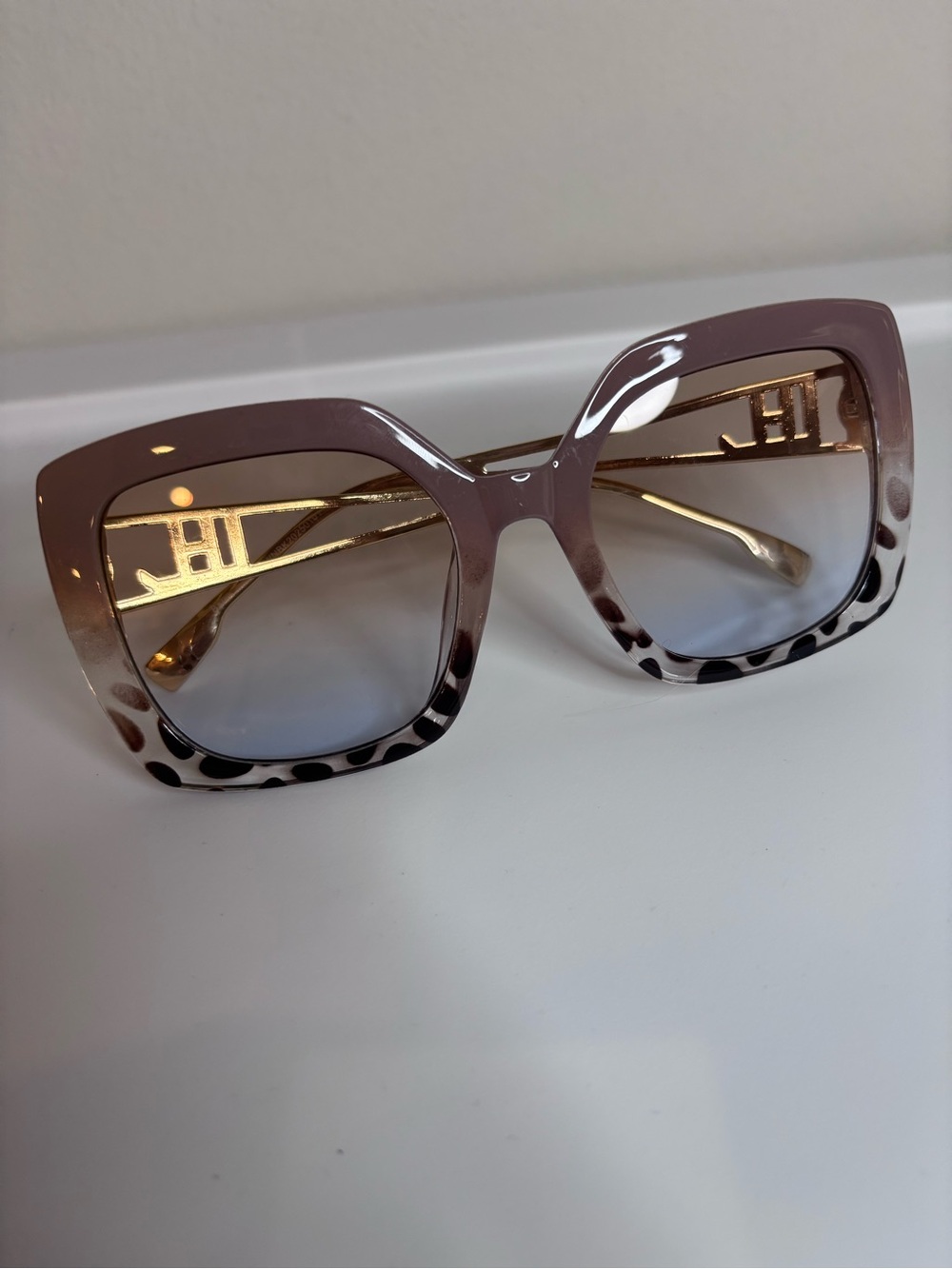 Oversized Square Sunglasses in Light Taupe with Leopard Trim - Picture 6 of 7
